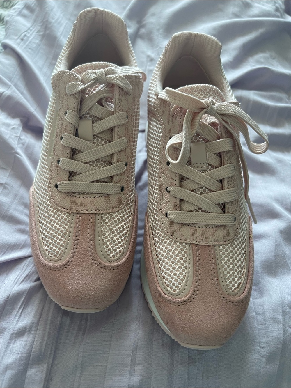 Michael Kors Women's Athletic Sneakers Lace Up MK Logo Beige Pink 6.5M - Picture 9 of 13